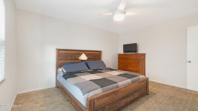 Building Photo - 840 Center Ave