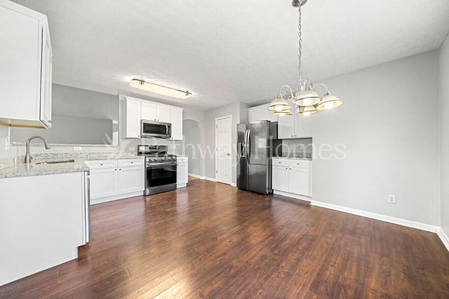 Building Photo - 187 Berkley Dr