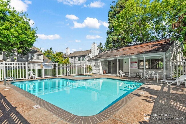 Building Photo - 1260 Sierra Village Pl