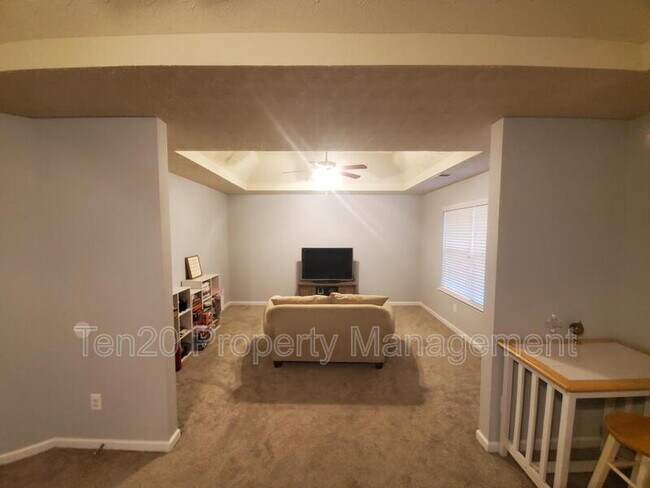 Building Photo - 35 Apache Trail