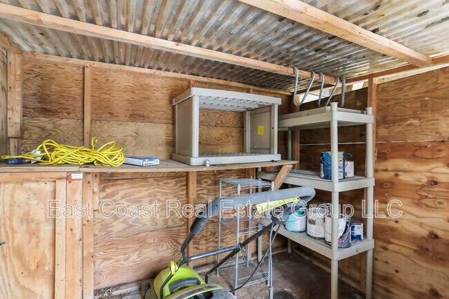 Building Photo - 5257 Earles Ct