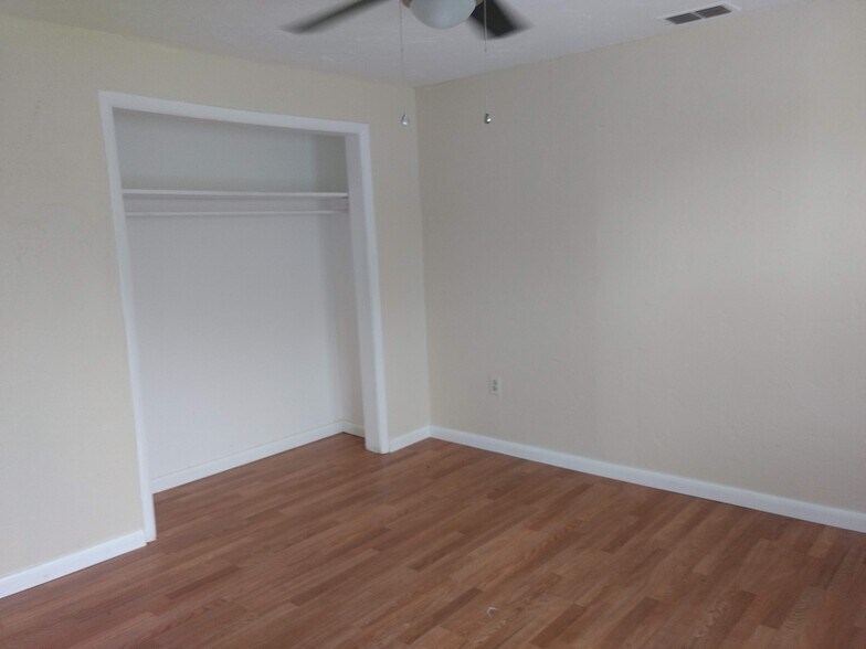 Building Photo - 6403 County Rd 17