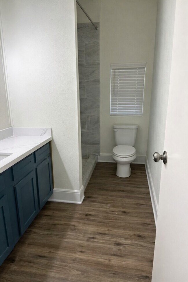 Building Photo - 17319 Wells Dr