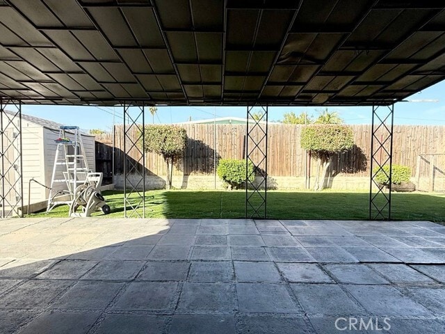 Building Photo - 5902 N Orangecrest Ave