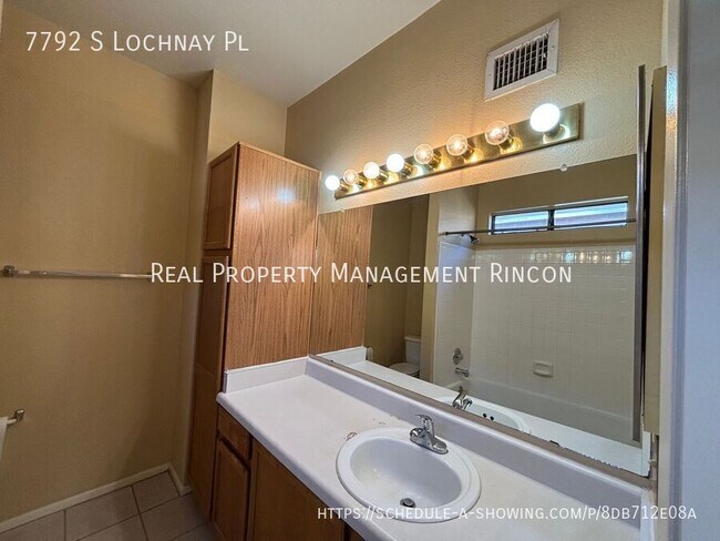 Building Photo - 7792 S Lochnay Pl