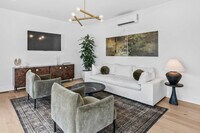 Building Photo - 346 Peters St SW