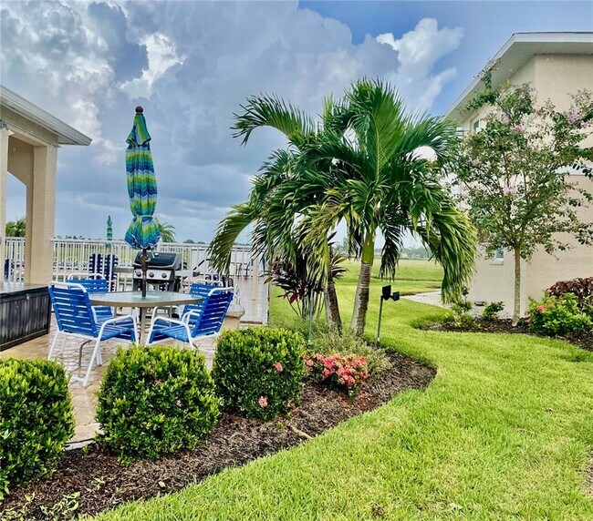 Building Photo - 5800 Sabal Trace Dr