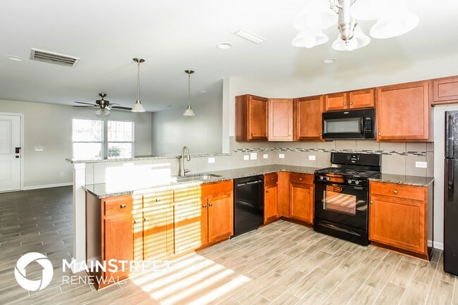 Building Photo - 1345 Haestad Ct