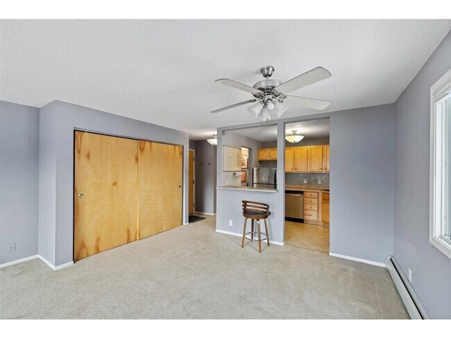 Building Photo - 3624 E 38th St