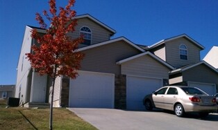 Primary Photo - Patriot Point Townhomes