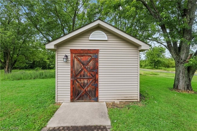 Building Photo - 4702 Alger Rd