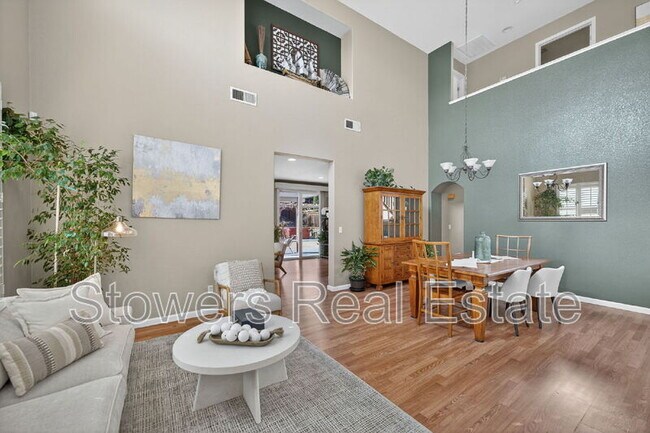 Building Photo - 729 Copperfield Ct