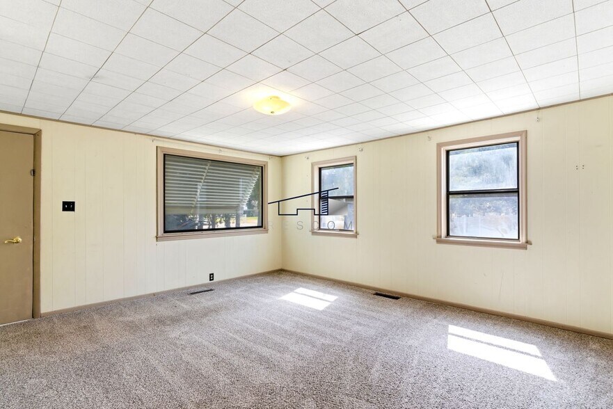 Building Photo - 3964 W 2550 S