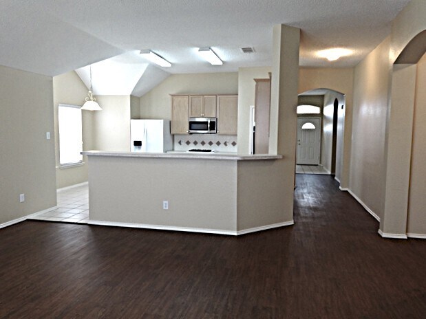 Building Photo - 1307 Rabbit Rdg