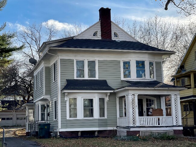 Primary Photo - 45 Clay Ave