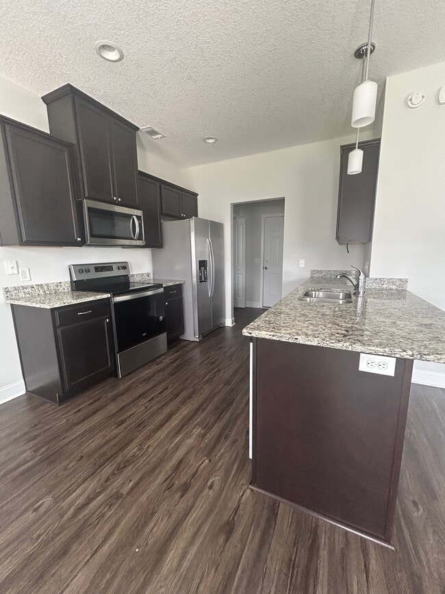 Building Photo - 864 Grayson Ave