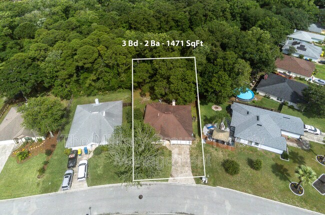 Building Photo - 12565 Long Lake Ct
