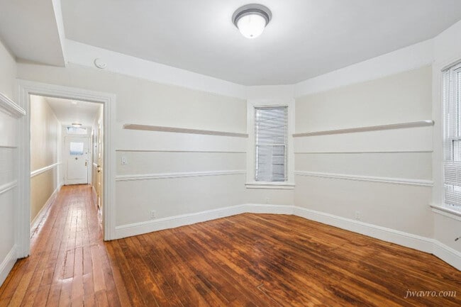 Building Photo - 629 Capp St