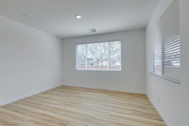 Building Photo - 1035 Valeria Rdg Ln