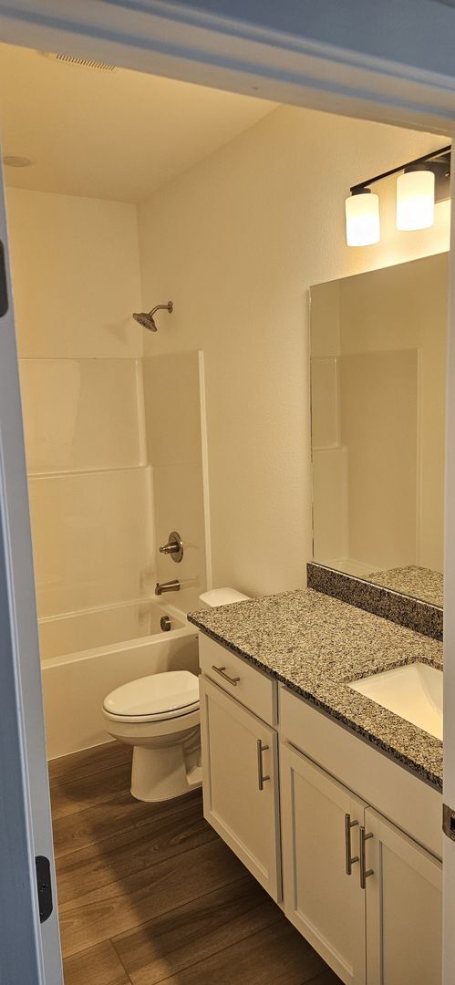 Building Photo - 1378 W Mt Comfort Rd