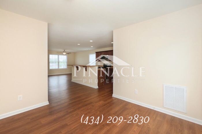 Building Photo - 124 Tomahawk Industrial Park