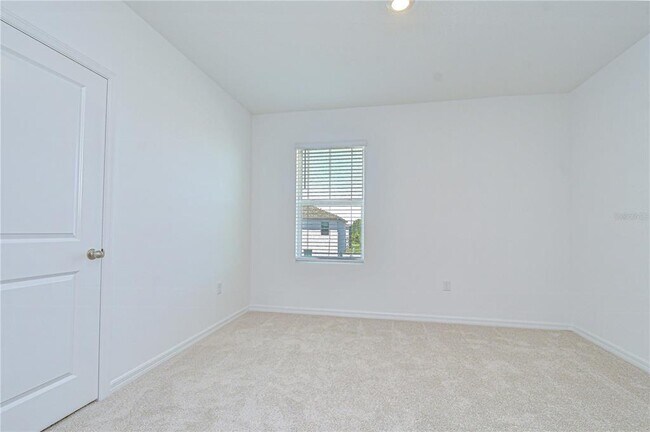 Building Photo - 32463 Weathered Oak Dr