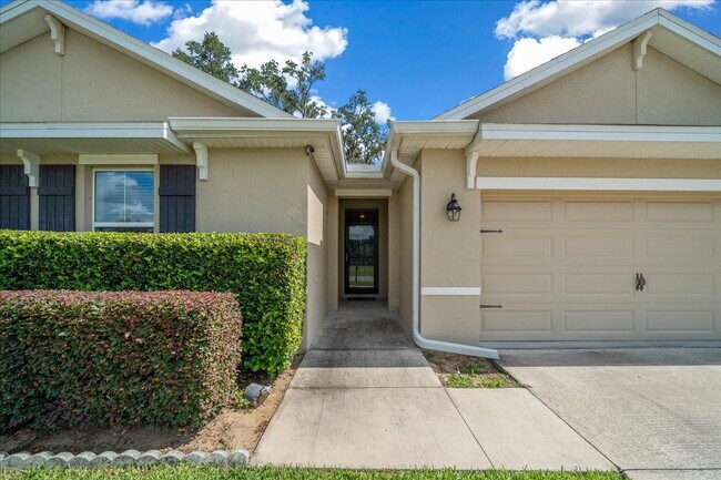 Building Photo - Move-In Ready! ***2 WEEKS FREE RENT**Beautiful 4-Bedroom Home with Modern Finishes & Room to Grow