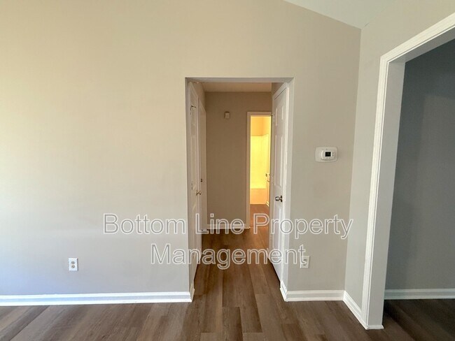 Building Photo - 5211 Windy Valley Dr