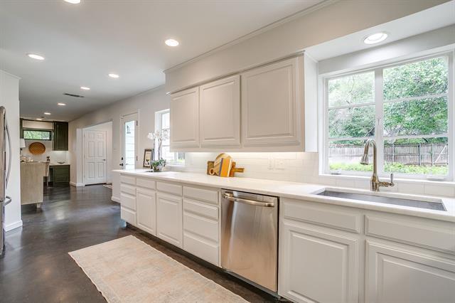 Building Photo - 624 Edgefield Rd