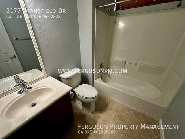 Building Photo - 2177 Stansfield Dr