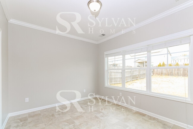 Building Photo - Prepare to fall in love with this 4 bedroom, 2.5 bathroom home