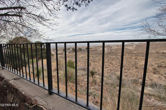 Building Photo - 5711 Mira Grande Dr