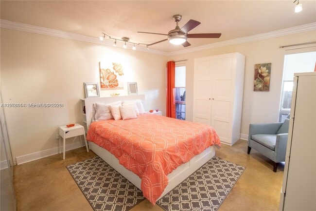 Building Photo - 1700 SE 15th St