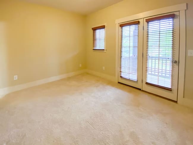 Building Photo - 1181 Great Ridge Pkwy