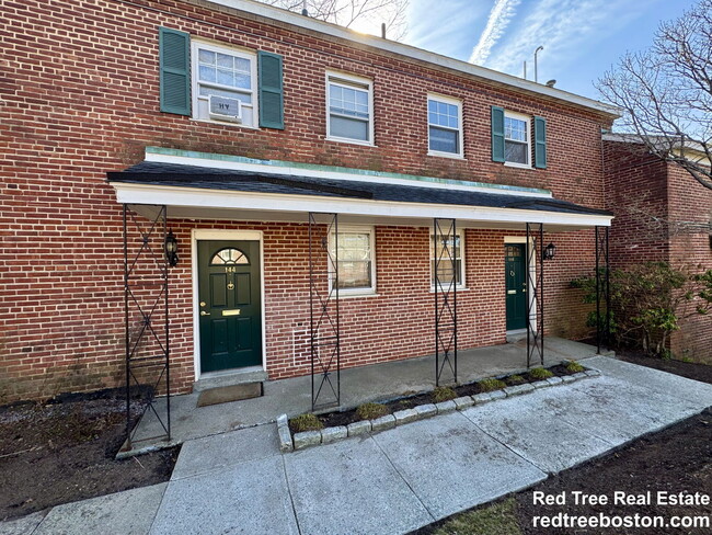 Building Photo - 146 Independence Dr