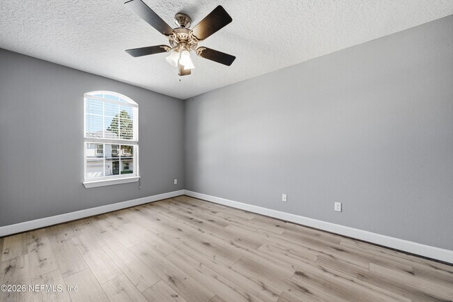 Building Photo - 4483 Plantation Oaks Blvd