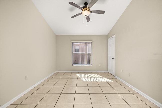 Building Photo - 3145 Stonehurst Cir