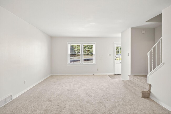 Building Photo - 119 E Selby Blvd