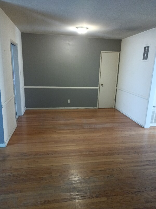 Building Photo - 1128 S Bedford St