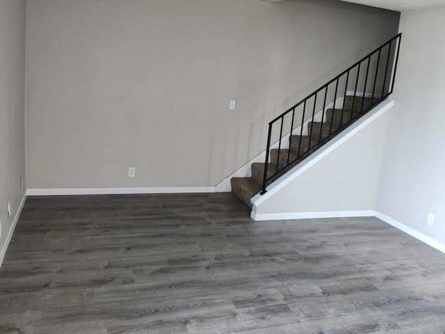 Building Photo - 3119 W Willow Knolls Dr