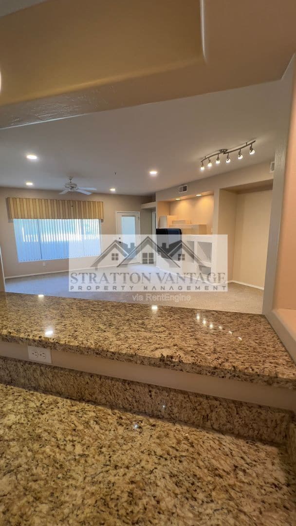 Building Photo - 1351 N Pleasant Dr