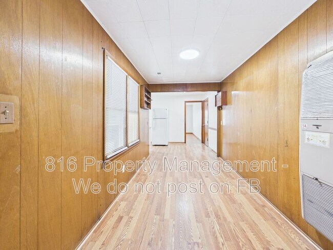 Building Photo - 11307 E 77th Terrace