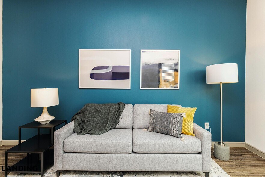 Building Photo - 1010 Springdale Rd