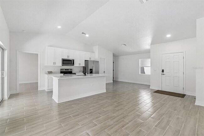 Building Photo - 5535 Tevis Terrace