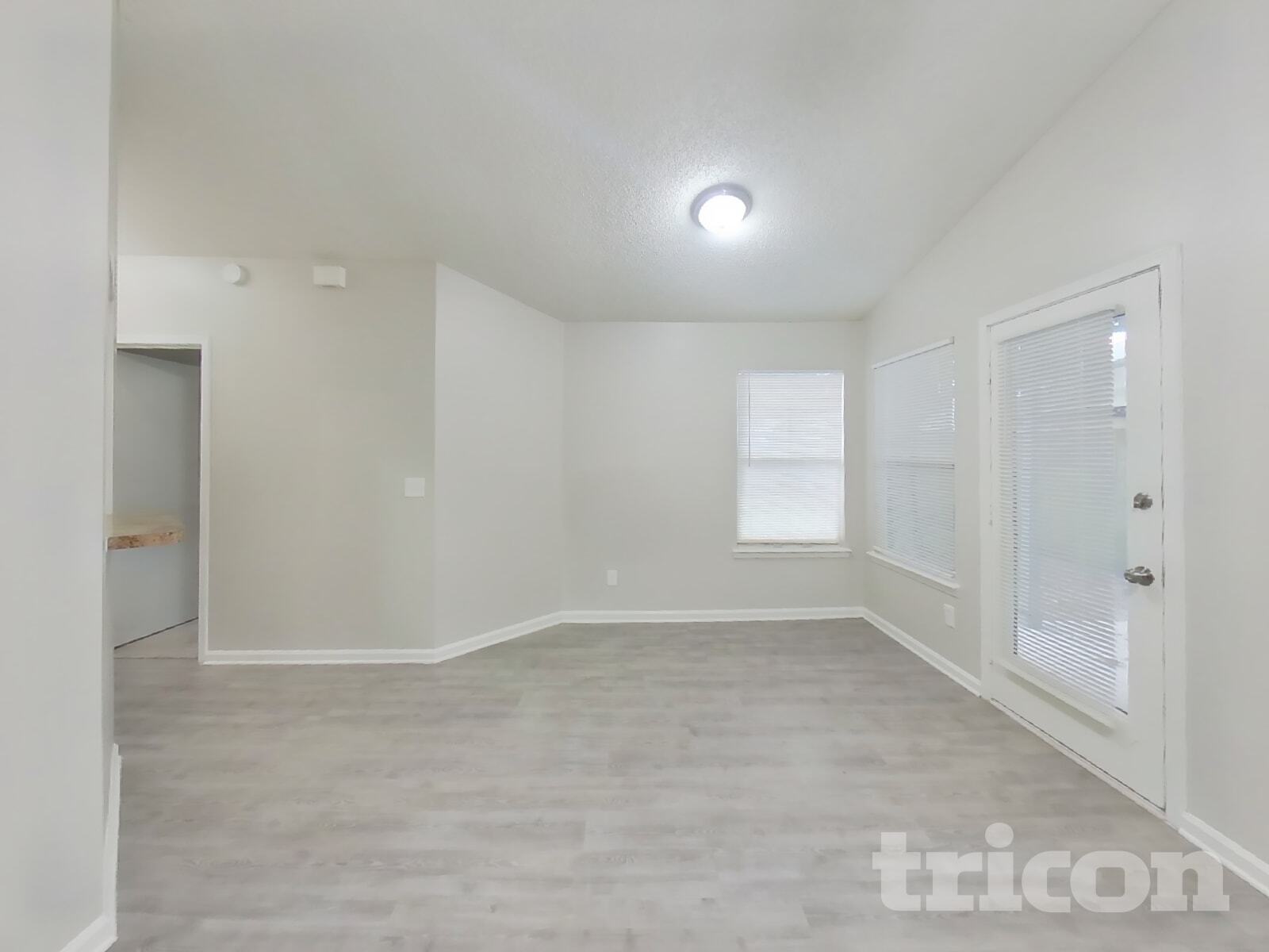 Building Photo - 341 Silent Brook Trail