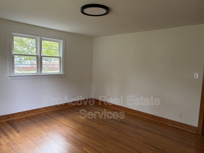Building Photo - 1300 Elk Ave