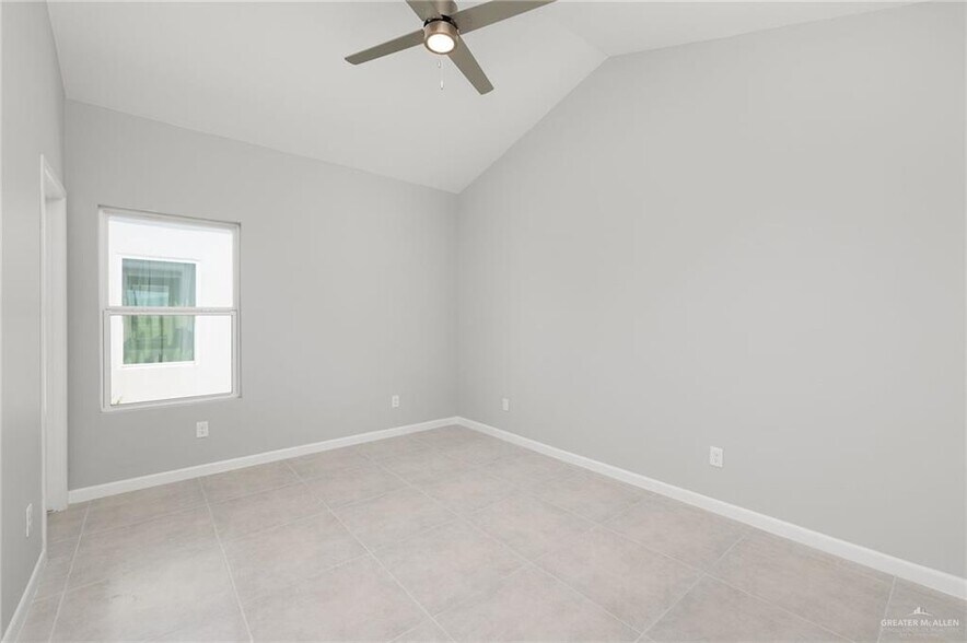 Building Photo - 2700 Mockingbird Rd