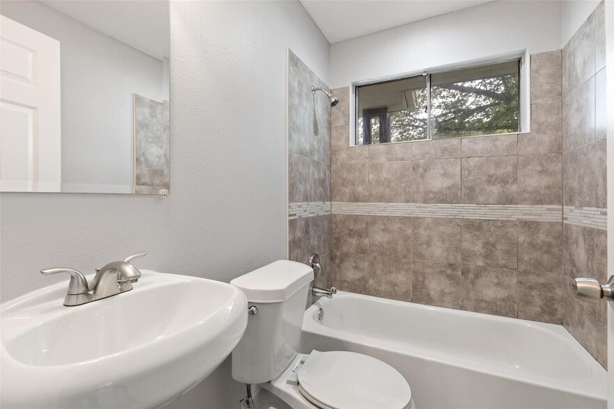 Bathroom 2 - 626 Seneca Dr