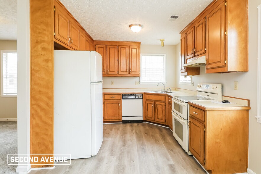 Building Photo - 20 Glynn Isle Dr