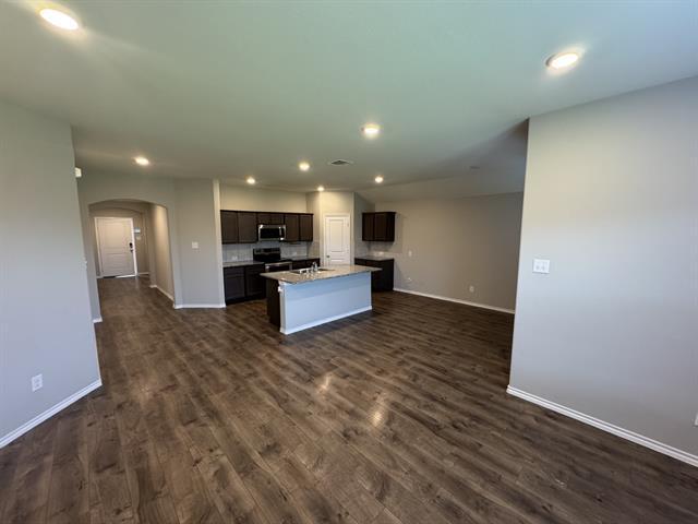 Building Photo - 929 Alton Dr